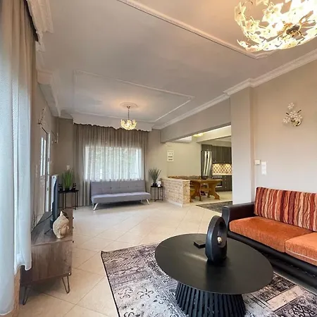 Poseidon Horizon Villa *