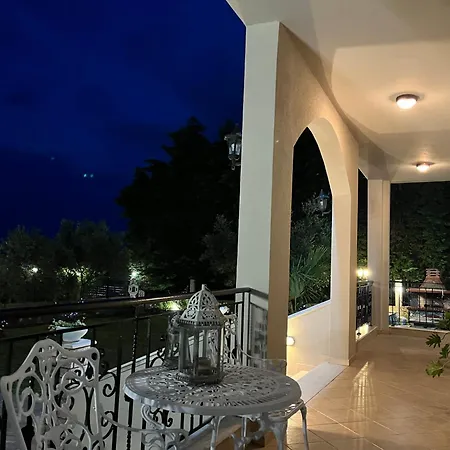 Poseidon Horizon Leptokaryá